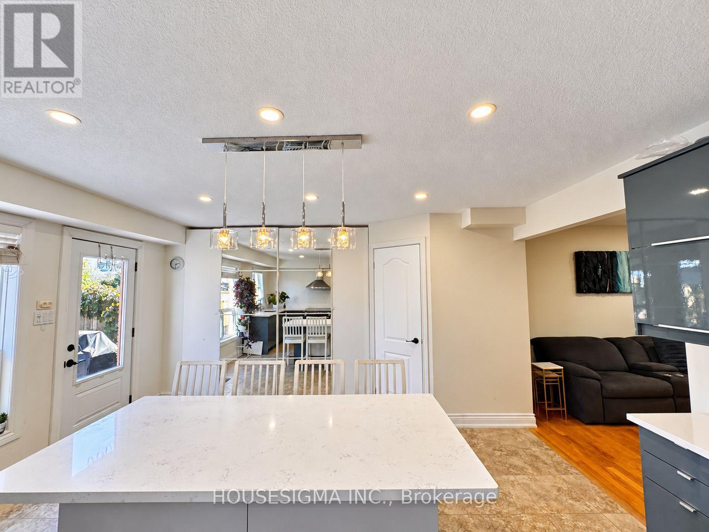 308 FERN STREET - 6