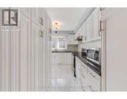 Eating area - 7 Watling Street, Toronto, ON M9P3E8 Photo 12