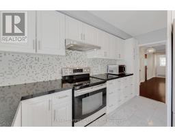 Family room - 7 Watling Street, Toronto, ON M9P3E8 Photo 13