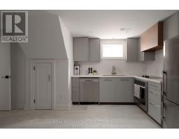 1633 Coram Crescent, Mississauga, ON L4X1L1 Photo 35