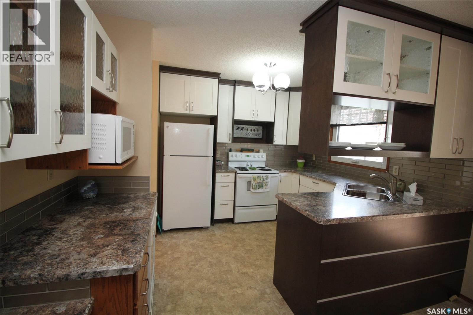 15 Schwager CRESCENT - 3