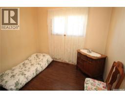 Family room - 15 Schwager Crescent, Saskatoon, SK S7H5C1 Photo 10