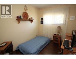 Games room - 15 Schwager Crescent, Saskatoon, SK S7H5C1 Photo 11