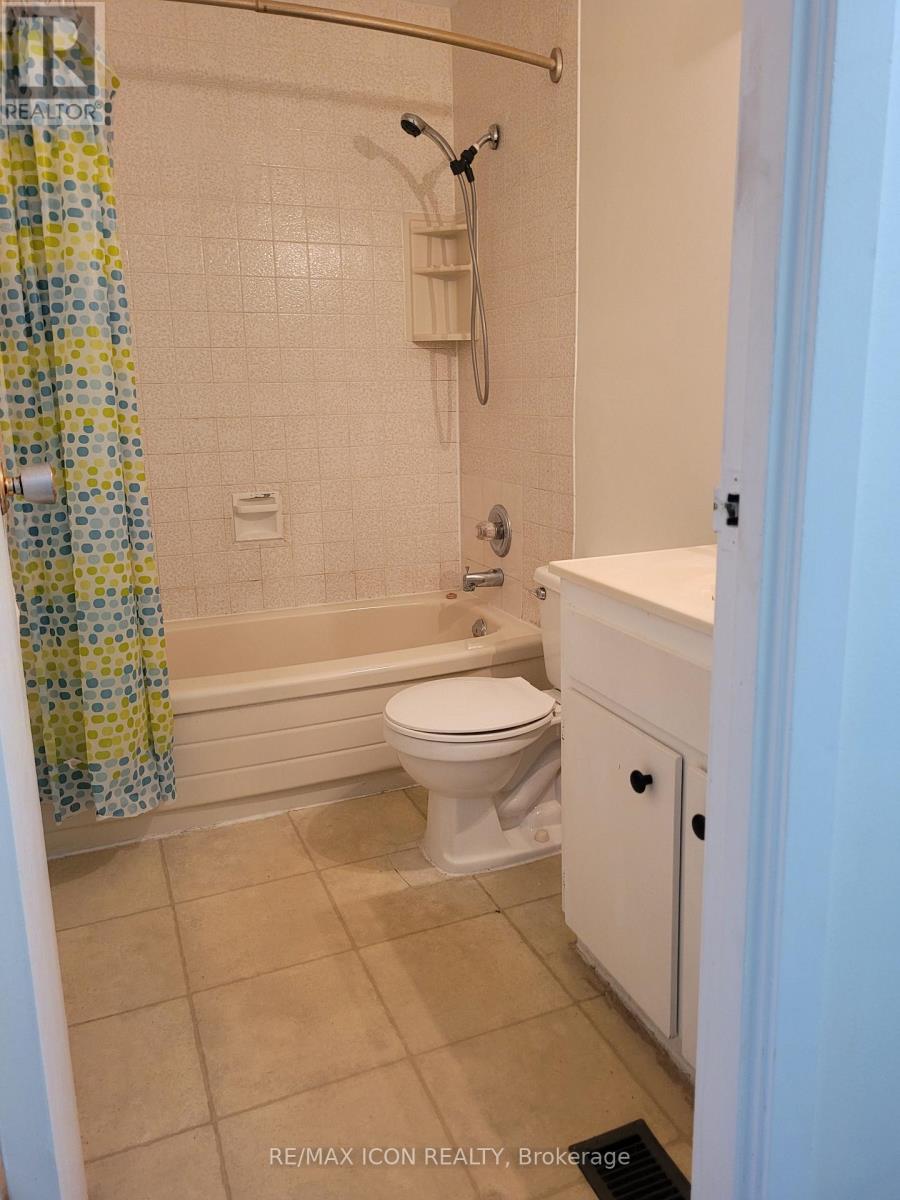 #28 415 MORGAN AVENUE - 13
