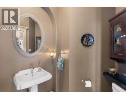 1011 Foothills Court, Vernon, BC V1B3Z5 Photo 18