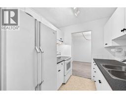 403, 647 1 Avenue NE - photo 22