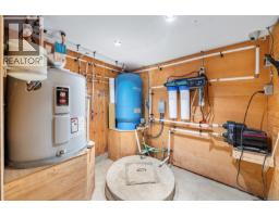 2386 Shawnigan Lake Rd, Shawnigan Lake, BC V8H2H1 Photo 53