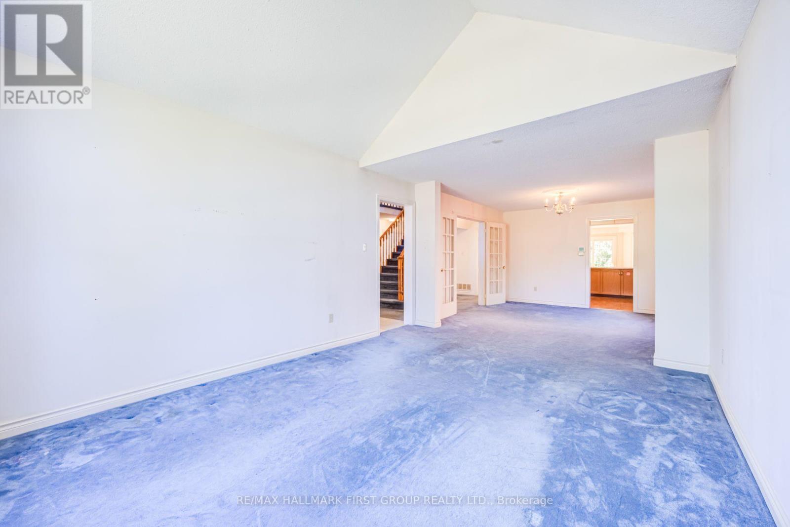 22 FOAKES DRIVE - 8