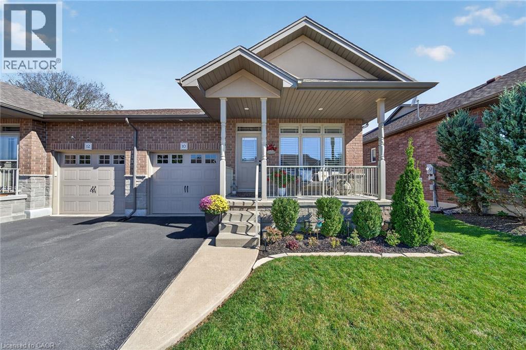 Property for sale at 10 MACNEIL Court
