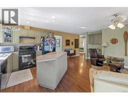 160 Meridian Way, Parksville, BC V9P2Z2 Photo 14