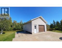 Living room - 63 Chemin St Simon, Caraquet, NB E1W1B3 Photo 11