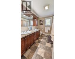 Primary Bedroom - 63 Chemin St Simon, Caraquet, NB E1W1B3 Photo 8