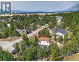20b Wolf Crescent, Windermere, BC V0A1K2 Photo 36