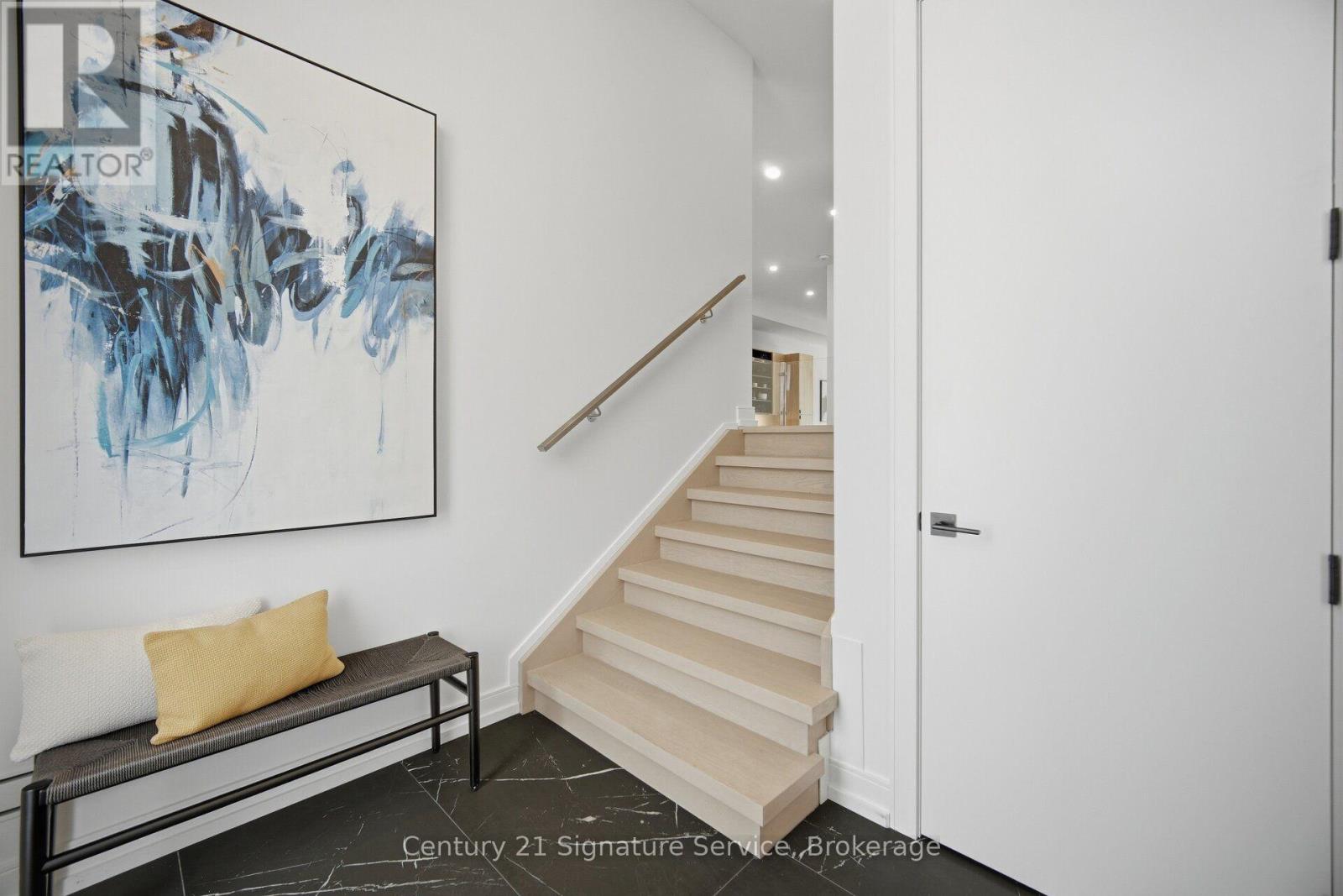 273C RANEE AVENUE - 5