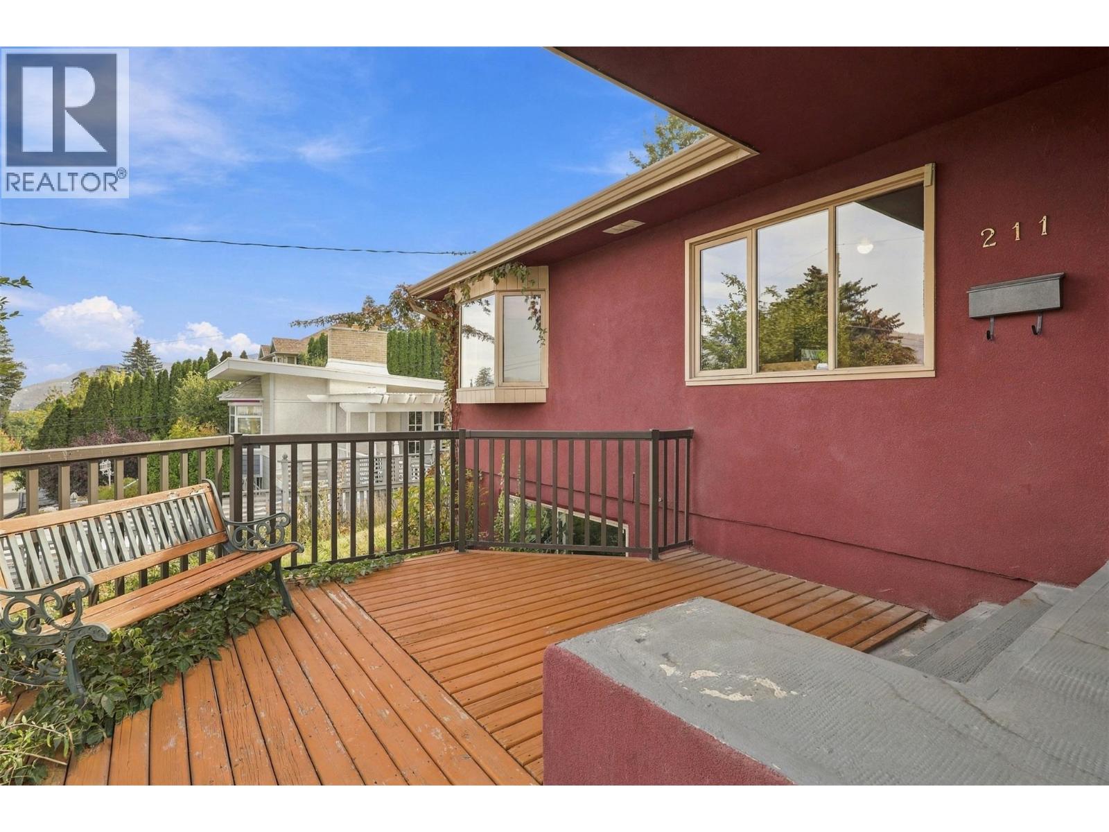 211 CONNAUGHT Road - 5