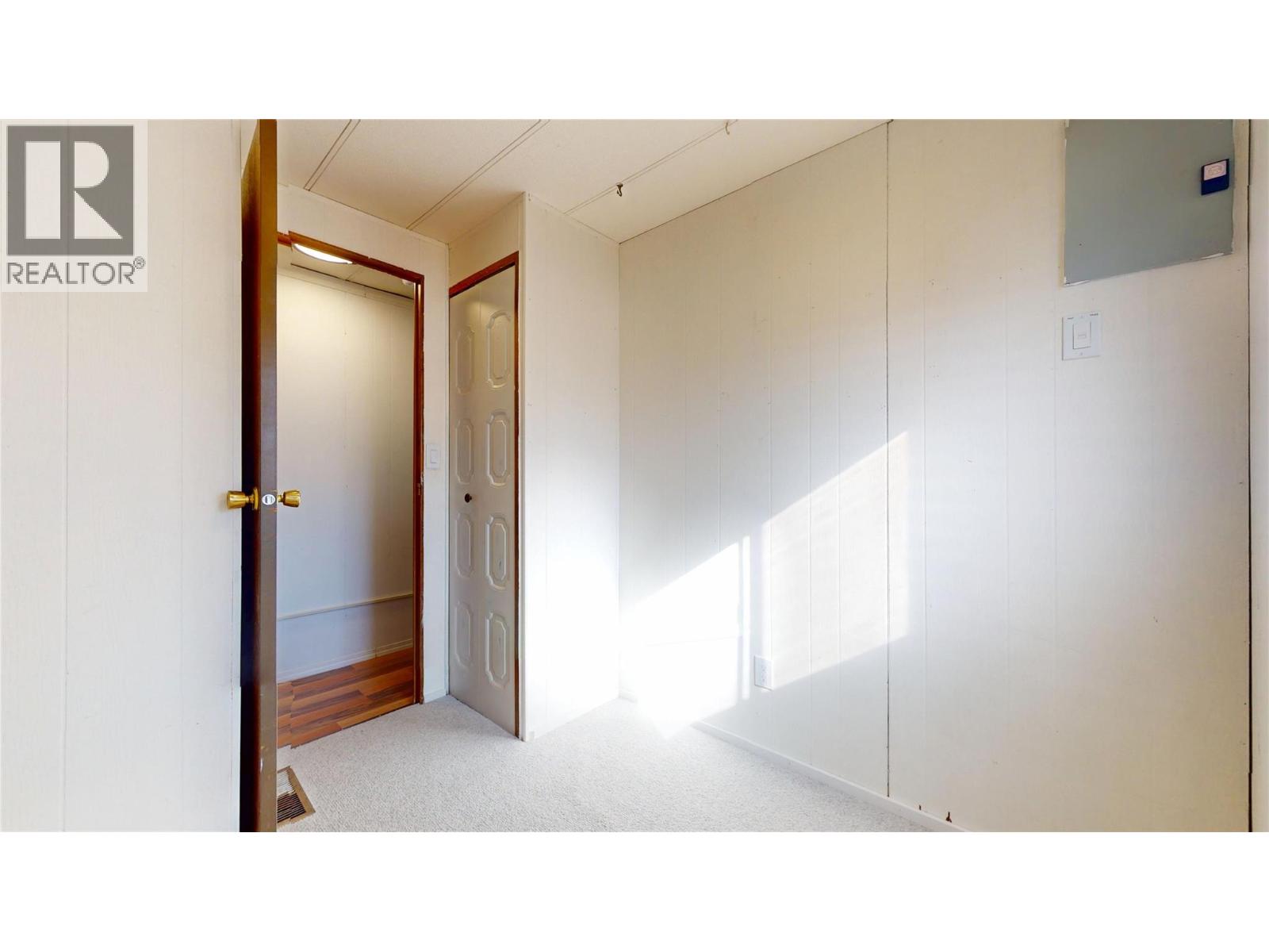 19 of 30 - 724 Innes Avenue S Unit# 28