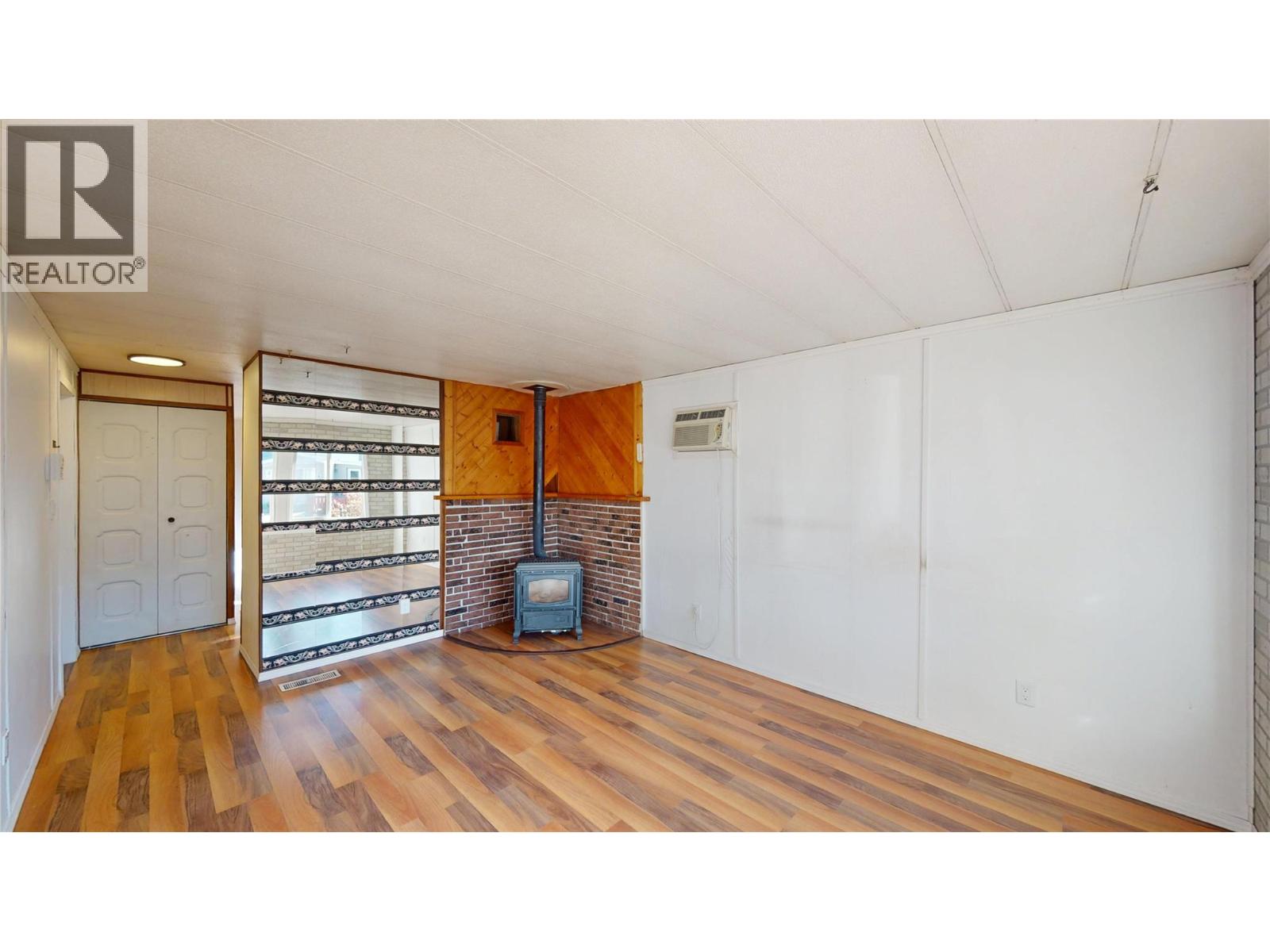 9 of 30 - 724 Innes Avenue S Unit# 28