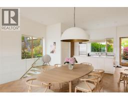 802 Rainbow Ridge Lane, Saanich, BC V8X0A6 Photo 23