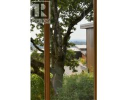 802 Rainbow Ridge Lane, Saanich, BC V8X0A6 Photo 40