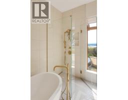 802 Rainbow Ridge Lane, Saanich, BC V8X0A6 Photo 49