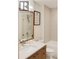 802 Rainbow Ridge Lane, Saanich, BC V8X0A6 Photo 64