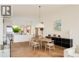 Ensuite - 802 Rainbow Ridge Lane, Saanich, BC V8X0A6 Photo 7