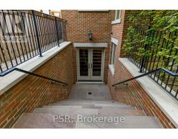 94 Munro Boulevard, Toronto, ON M2P1C4 Photo 48