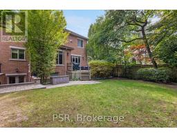 94 Munro Boulevard, Toronto, ON M2P1C4 Photo 45