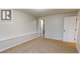 248 Sixmile Common  S, Lethbridge, AB T1K5S7 Photo 29