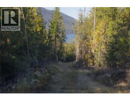 6250 Eagle Bay Road, Eagle Bay, BC V0E1T0 Photo 10