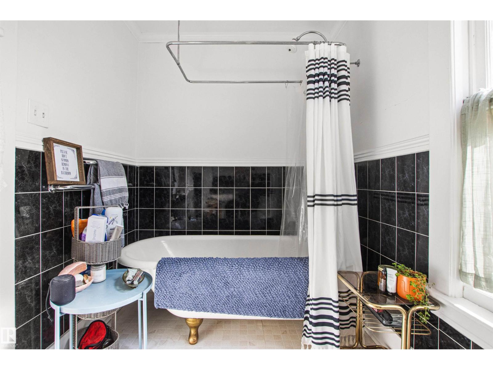10966 128 ST NW - 22