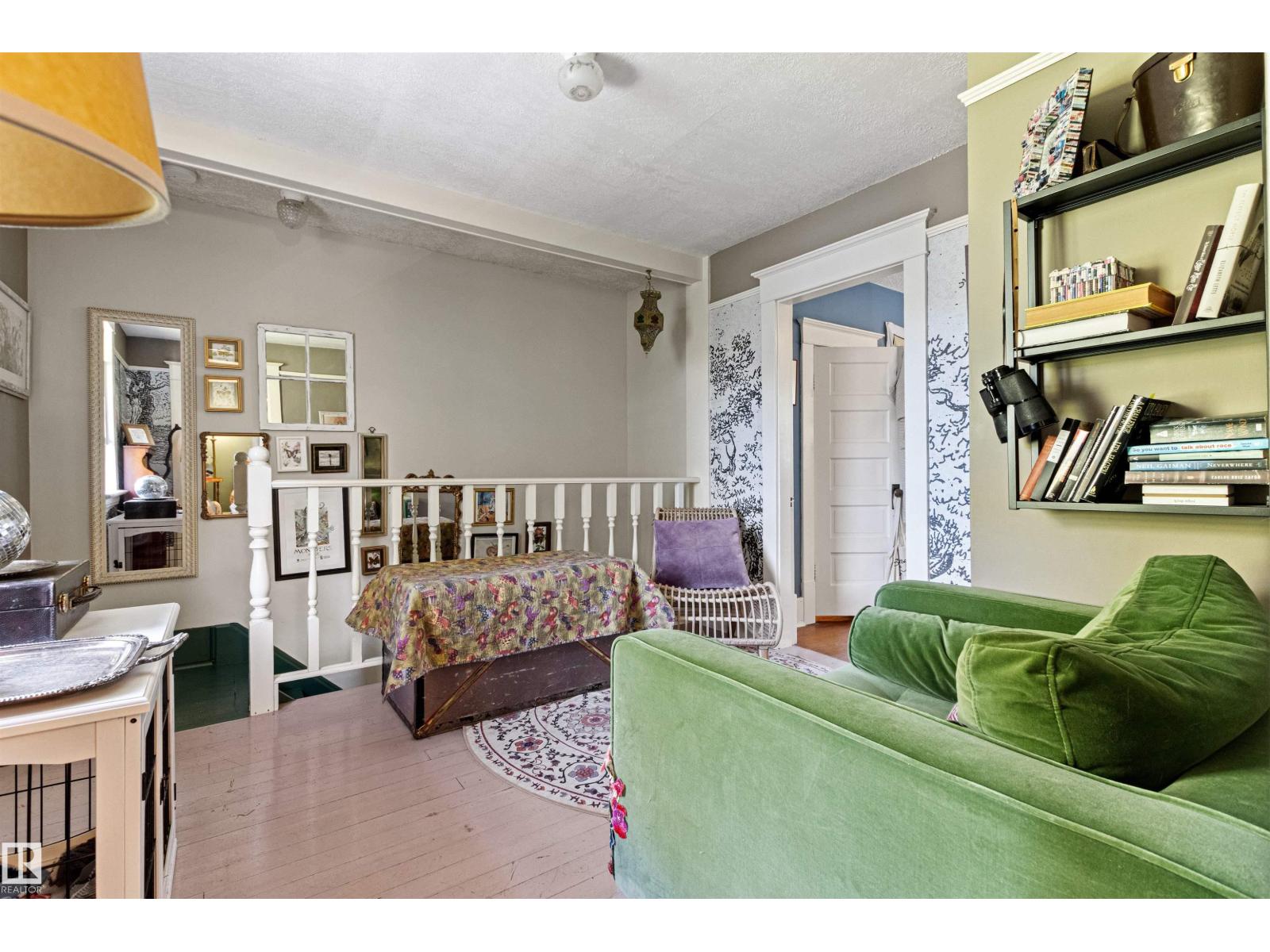 10966 128 ST NW - 27