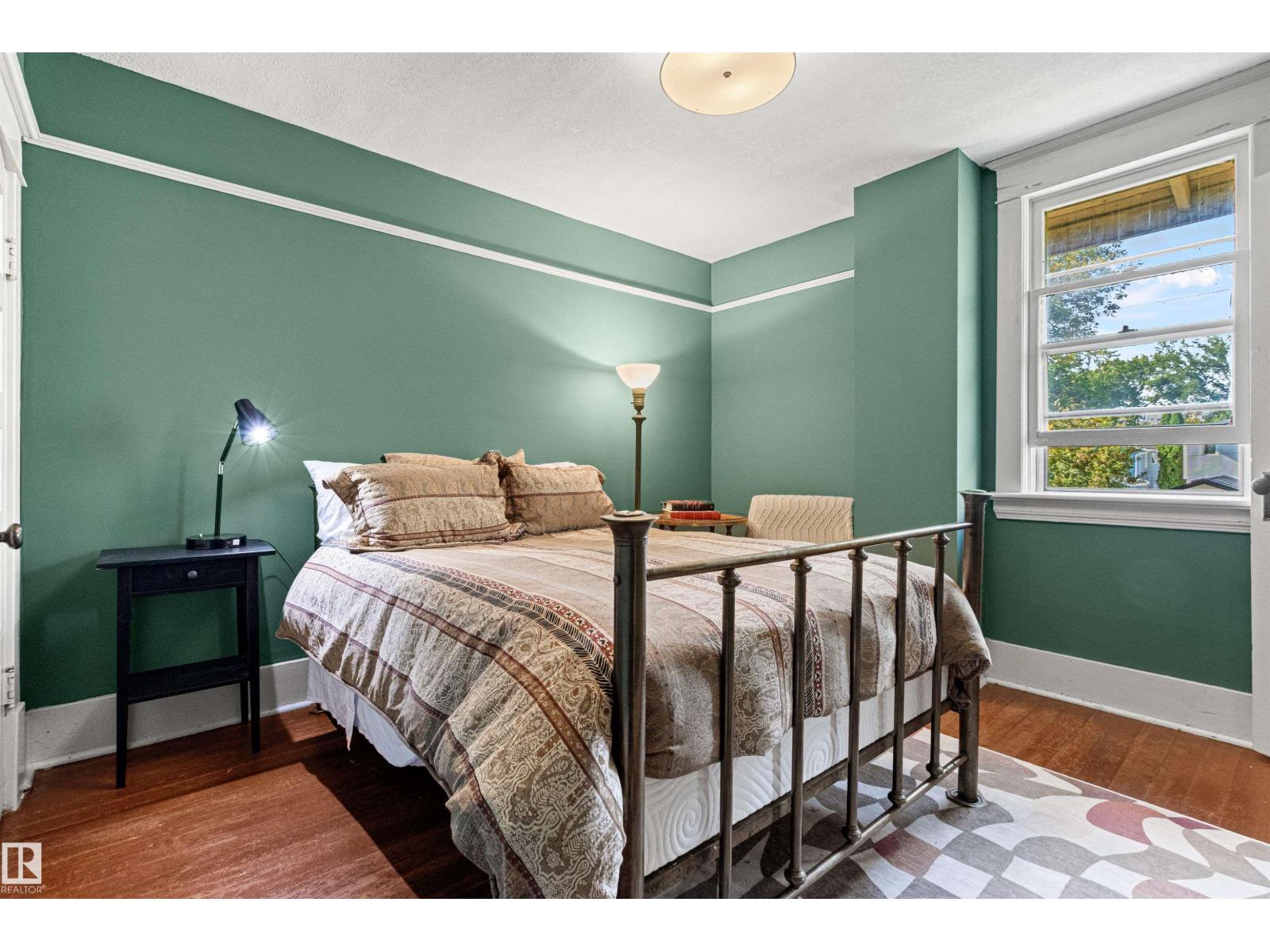 10966 128 ST NW - 32