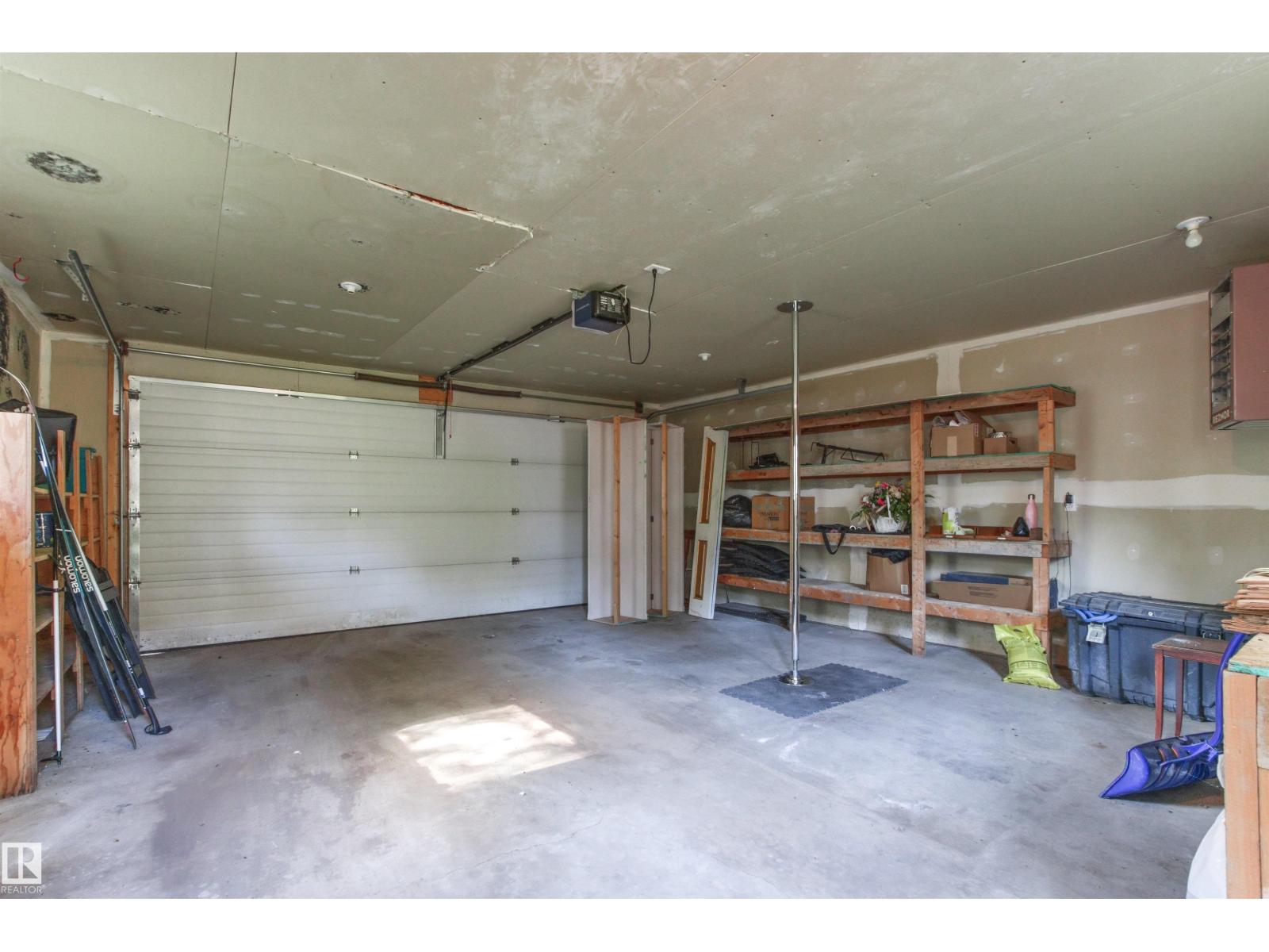 10966 128 ST NW - 39