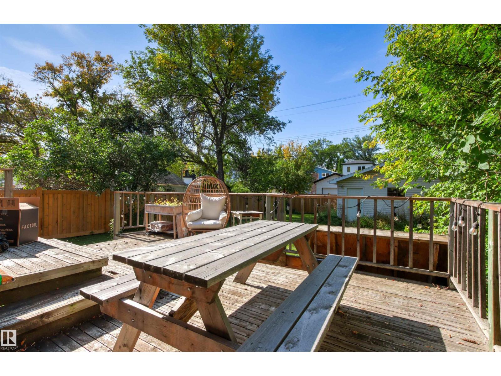 10966 128 ST NW - 44