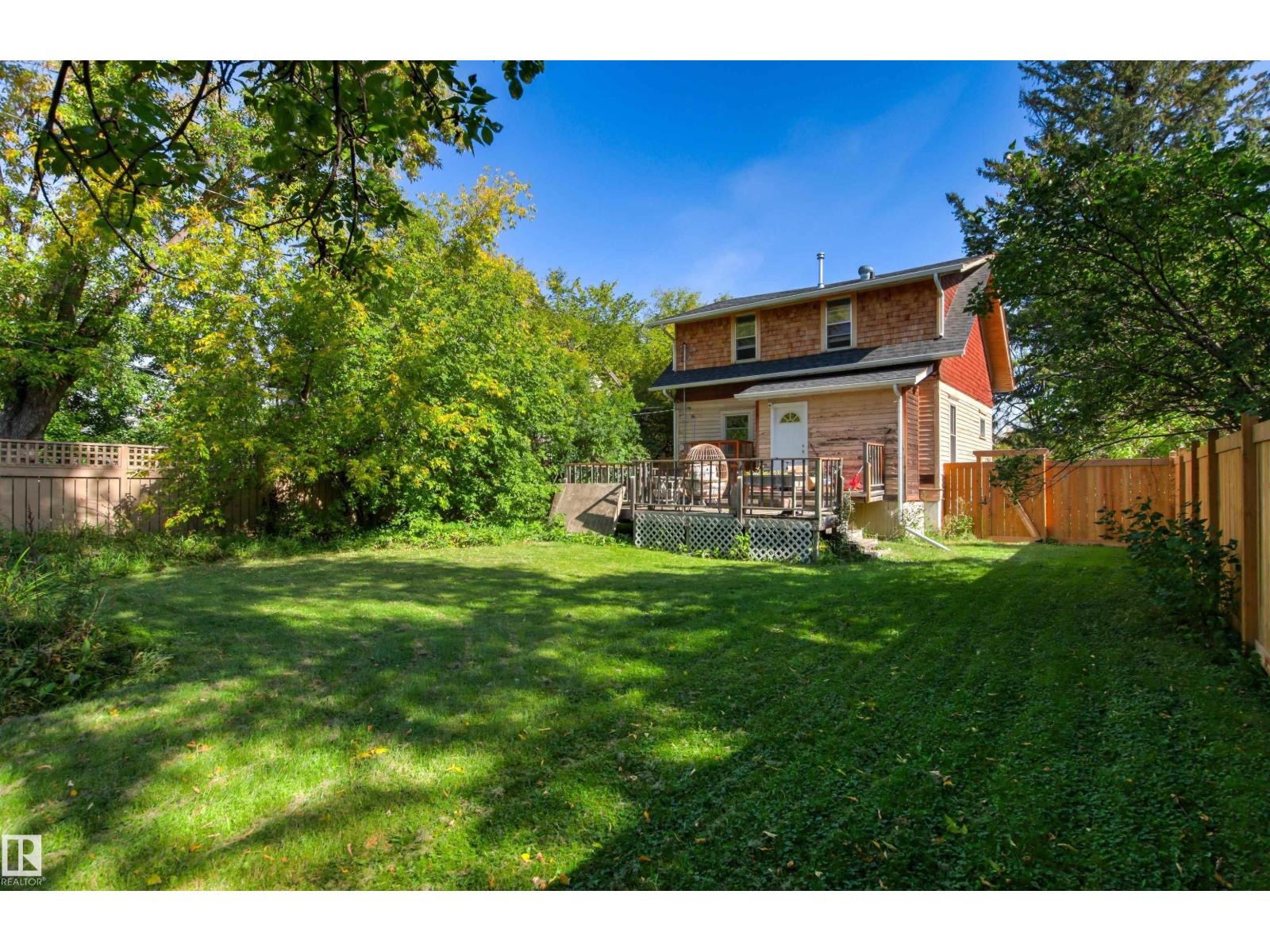10966 128 ST NW - 46