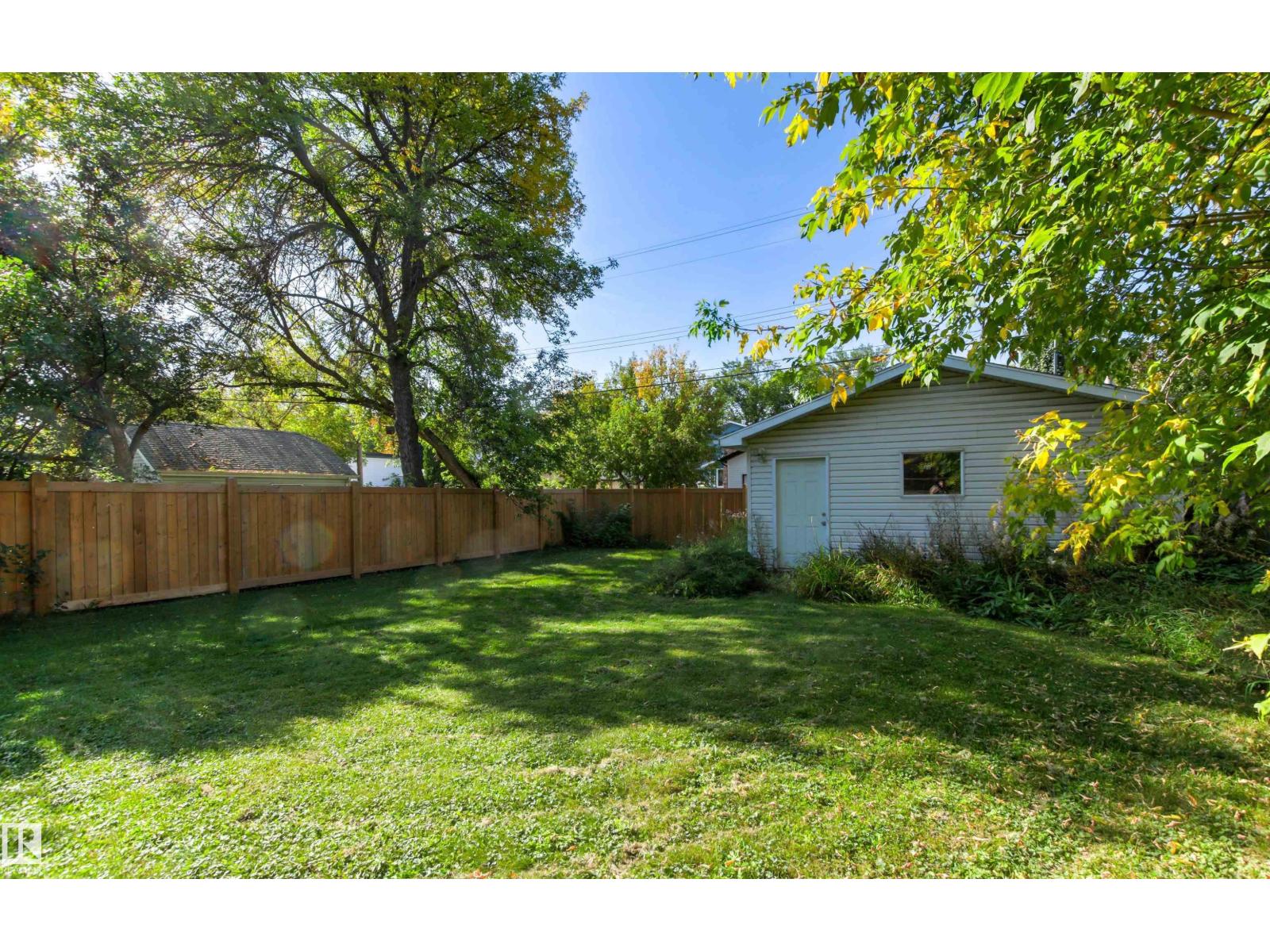 10966 128 ST NW - 51