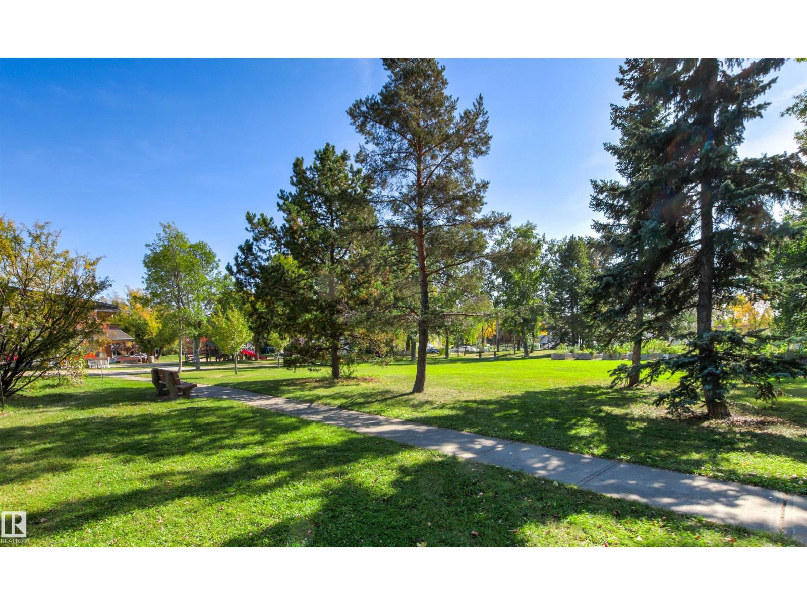 10966 128 ST NW - 64