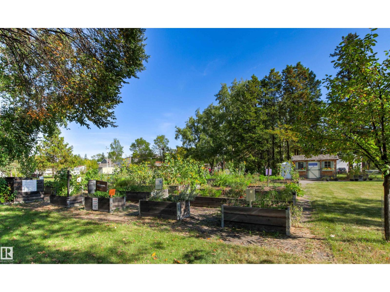 10966 128 ST NW - 67