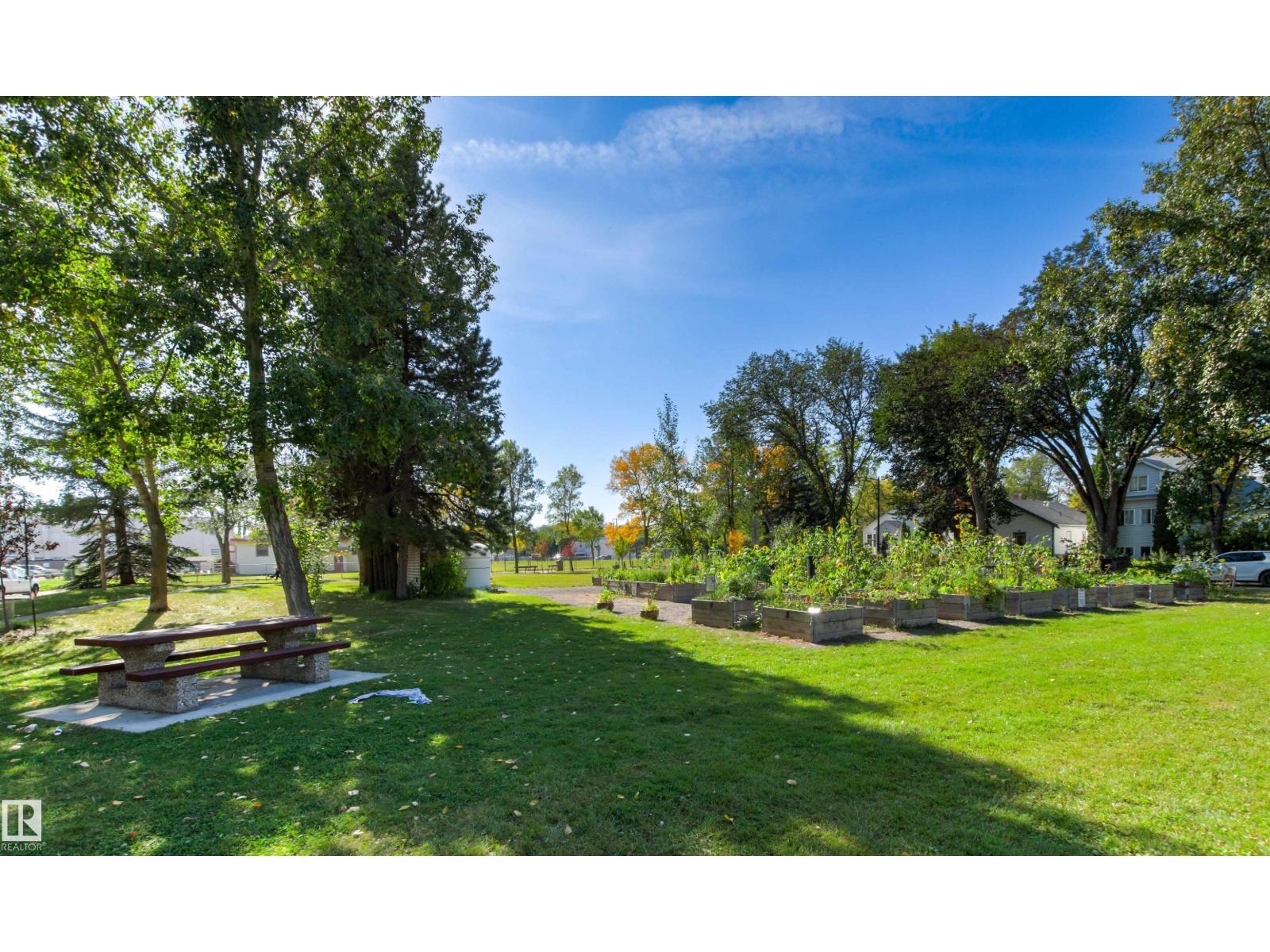 10966 128 ST NW - 69