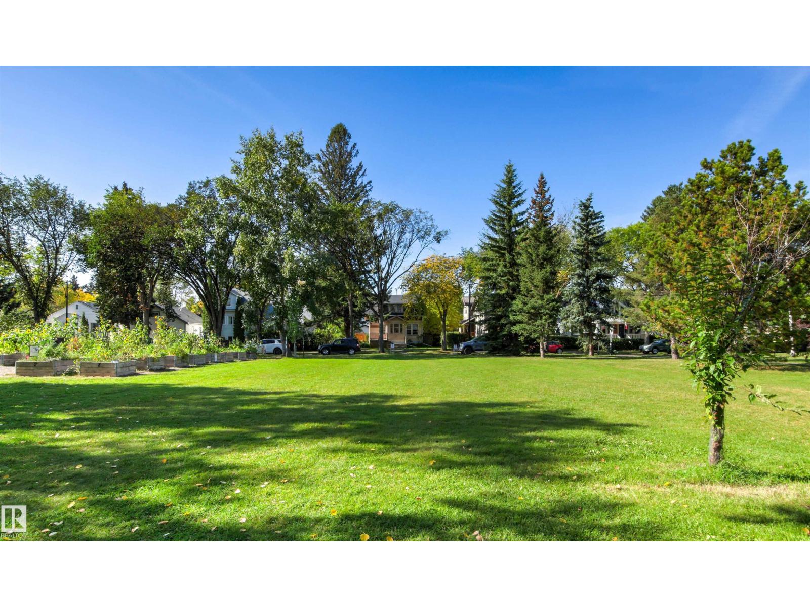10966 128 ST NW - 72