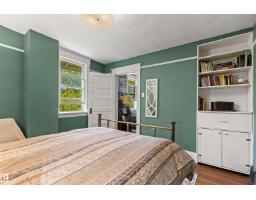 10966 128 St Nw, Edmonton, AB T5M0W4 Photo 33