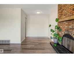 2911 83 St Nw, Edmonton, AB T6K3A4 Photo 10