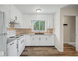 2911 83 St Nw, Edmonton, AB T6K3A4 Photo 13