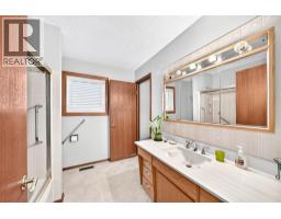 272 Woodside Road Nw, Airdrie, AB T4B2C6 Photo 23