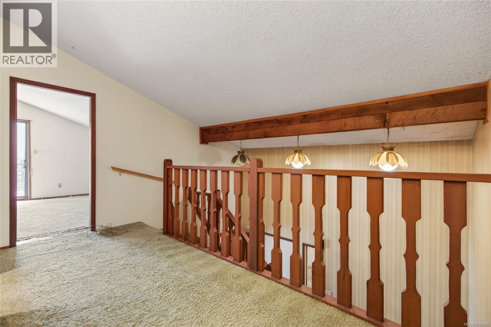 7191 Island Hwy - Image 35