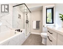 973 Wagonwood Pl, Saanich, BC V8X4M1 Photo 31
