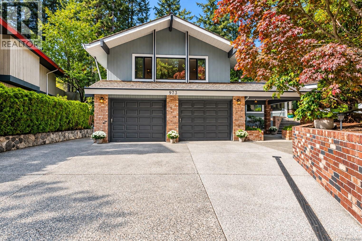  973 Wagonwood Place, Saanich