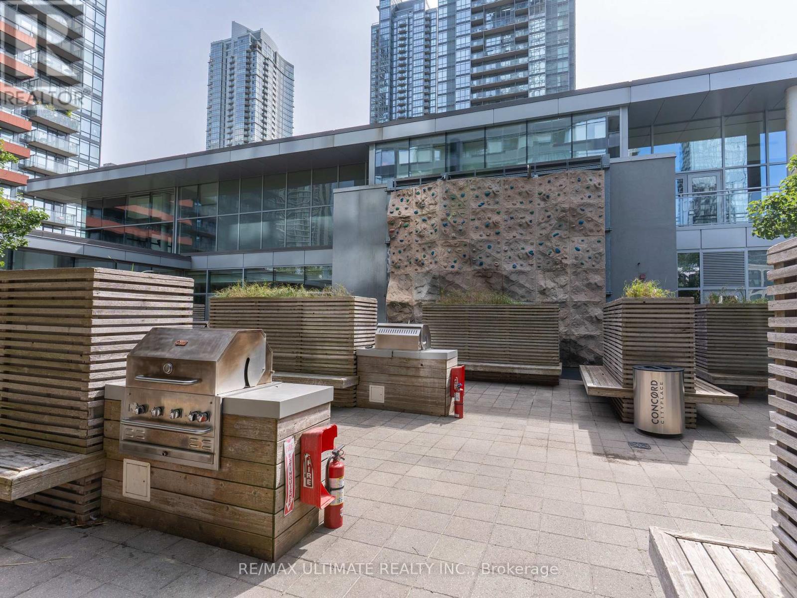#1515 4K SPADINA AVENUE - Image 31