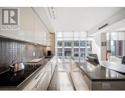 401 - 32 Davenport Road, Toronto, ON M5R0B5 Photo 16